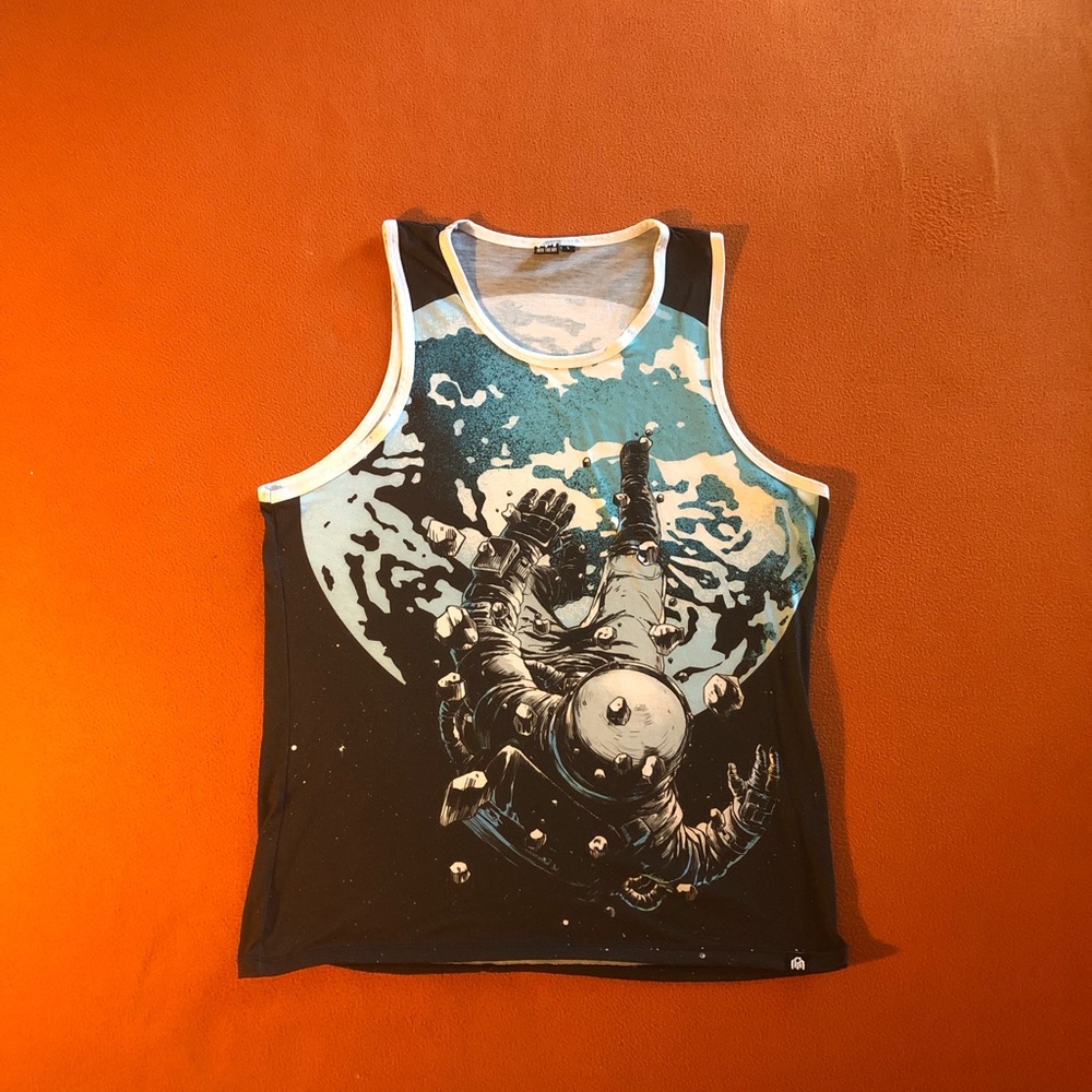 Into the AM tank top Size Large